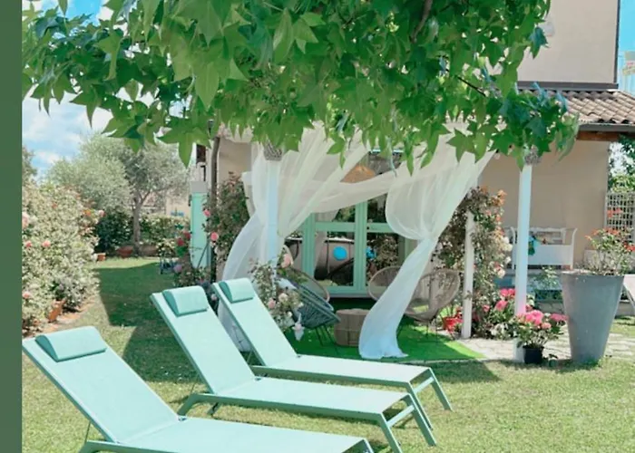 Villa SouAri 10' da Forte de Marmi - 2km spiaggia
