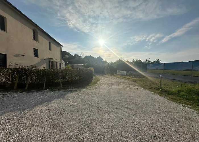 - Il Casale Toscano - 1900 mt from Pisa Tower - Affittacamere con ventilatore&No frigo - No breakfast - Free parking - CHECK IN FROM 3 PM